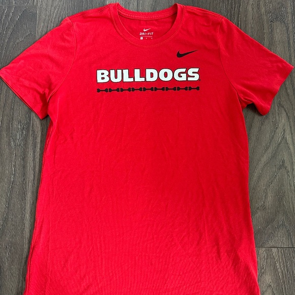 WOMENS NIKE UGA GEORGIA BULLDOGS DRI-FIT TEE - SIZE LARGE - Picture 1 of 2